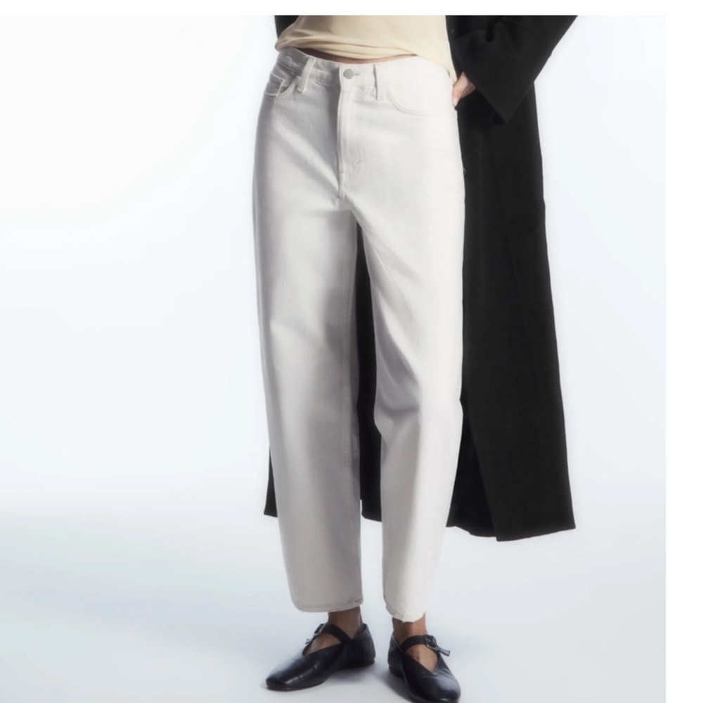 COS Tapered High Rise Ankle Length jeans